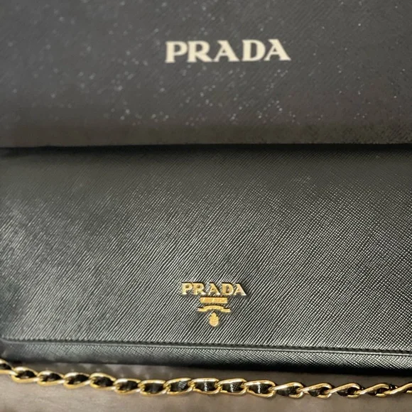 ‼️SOLD‼️ Prada Saffiano Metal Nero Crossbody Bag - Picture 4 of 8